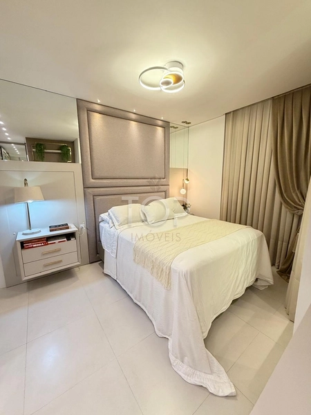 Apartamento mobiliado em Meia Praia: 12ª foto da galeria de imagens do imóvel