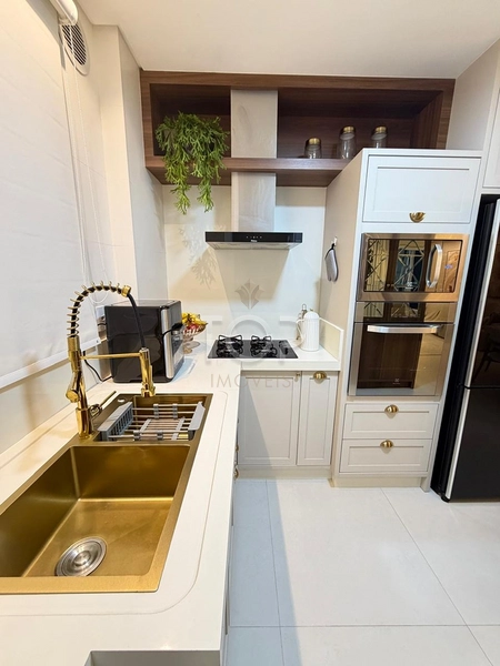 Apartamento mobiliado em Meia Praia: 4ª foto da galeria de imagens do imóvel