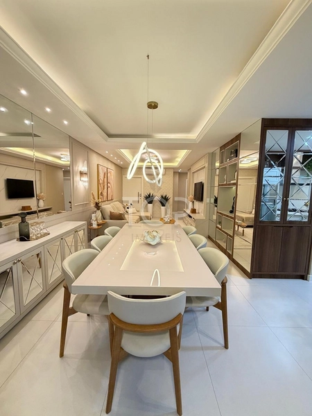 Apartamento mobiliado em Meia Praia: 5ª foto da galeria de imagens do imóvel