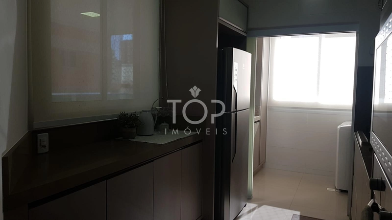 AMPLO APARTAMENTO MOBILIADO E DECORADO: 4ª foto da galeria de imagens do imóvel