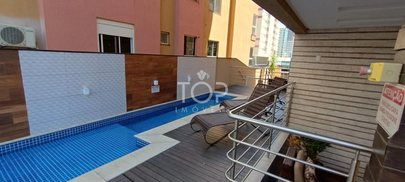 APARTAMENTO BEM MOBILIADO, CORAÇÃO DE MEIA PRAIA!: 33ª foto da galeria de imagens do imóvel