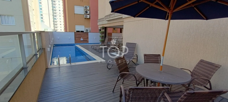 APARTAMENTO BEM MOBILIADO, CORAÇÃO DE MEIA PRAIA!: 12ª foto da galeria de imagens do imóvel
