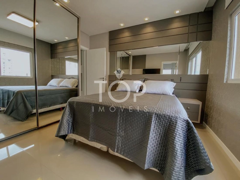 APARTAMENTO BEM MOBILIADO, CORAÇÃO DE MEIA PRAIA!: 6ª foto da galeria de imagens do imóvel
