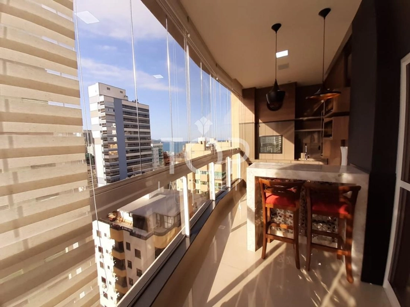 APARTAMENTO BEM MOBILIADO, CORAÇÃO DE MEIA PRAIA!: 27ª foto da galeria de imagens do imóvel