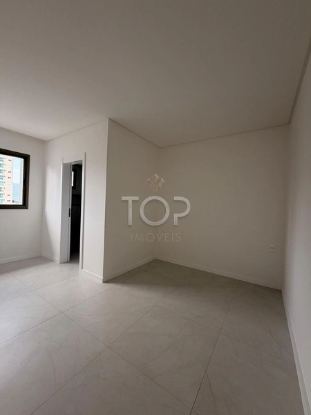 APARTAMENTO PRONTO PARA MORAR NOVO EM MEIA PRAIA: 19ª foto da galeria de imagens do imóvel