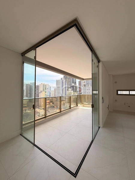 APARTAMENTO PRONTO PARA MORAR NOVO EM MEIA PRAIA: 13ª foto da galeria de imagens do imóvel