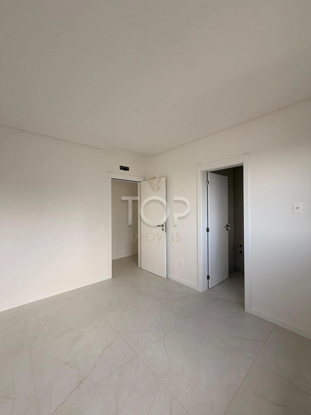 APARTAMENTO PRONTO PARA MORAR NOVO EM MEIA PRAIA: 4ª foto da galeria de imagens do imóvel