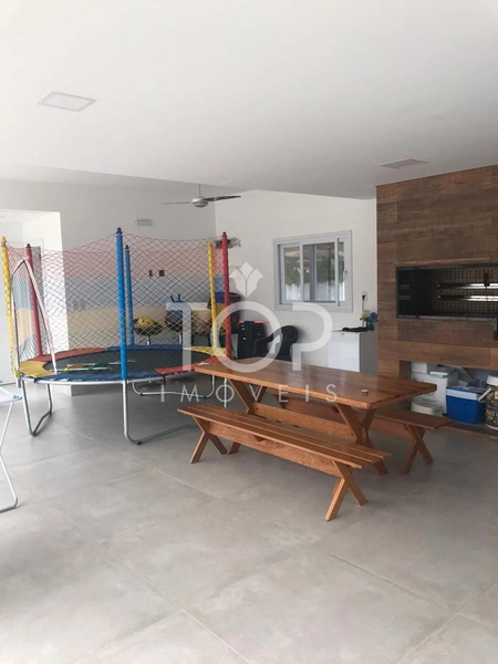 CASA ALTO PADRÃO - FINAMENTE MOBILIADA em Itapema: 5ª foto da galeria de imagens do imóvel