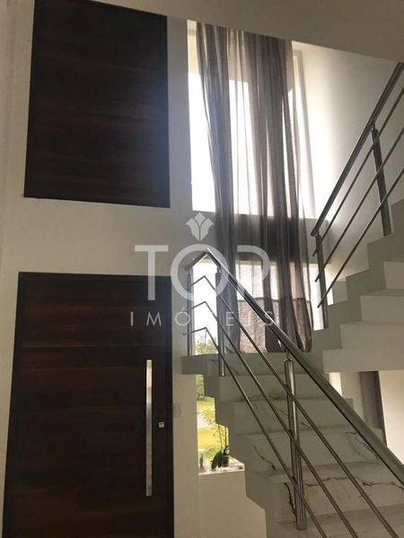 CASA ALTO PADRÃO - FINAMENTE MOBILIADA em Itapema: 4ª foto da galeria de imagens do imóvel