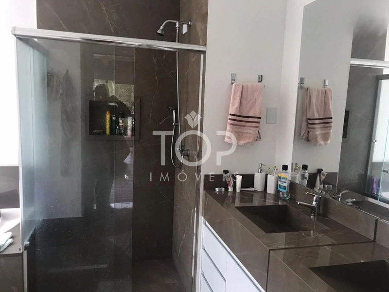 CASA ALTO PADRÃO - FINAMENTE MOBILIADA em Itapema: 10ª foto da galeria de imagens do imóvel