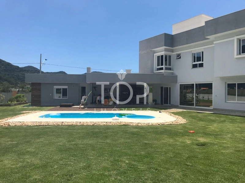 CASA ALTO PADRÃO - FINAMENTE MOBILIADA em Itapema: 20ª foto da galeria de imagens do imóvel