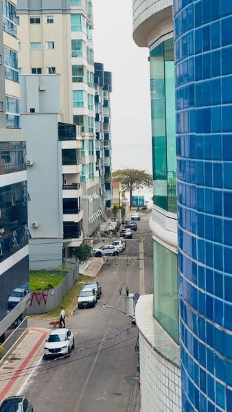 APARTAMENTO QUADRA MAR ITAPEMA MEIA PRAIA: 12ª foto da galeria de imagens do imóvel