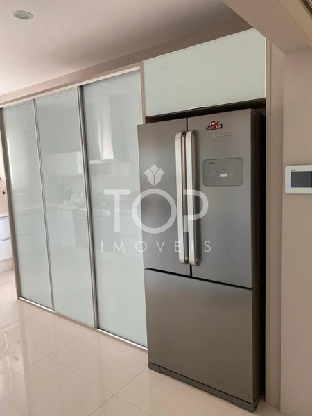APARTAMENTO PRONTO MOBILIADO FRENTE AVENIDA MEIA PRAIA: 3ª foto da galeria de imagens do imóvel