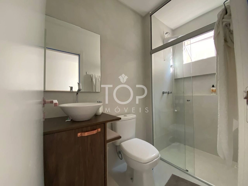 APARTAMENTO COM ÓTIMA LOCALIZAÇÃO EM MEIA PRAIA.: 4ª foto da galeria de imagens do imóvel