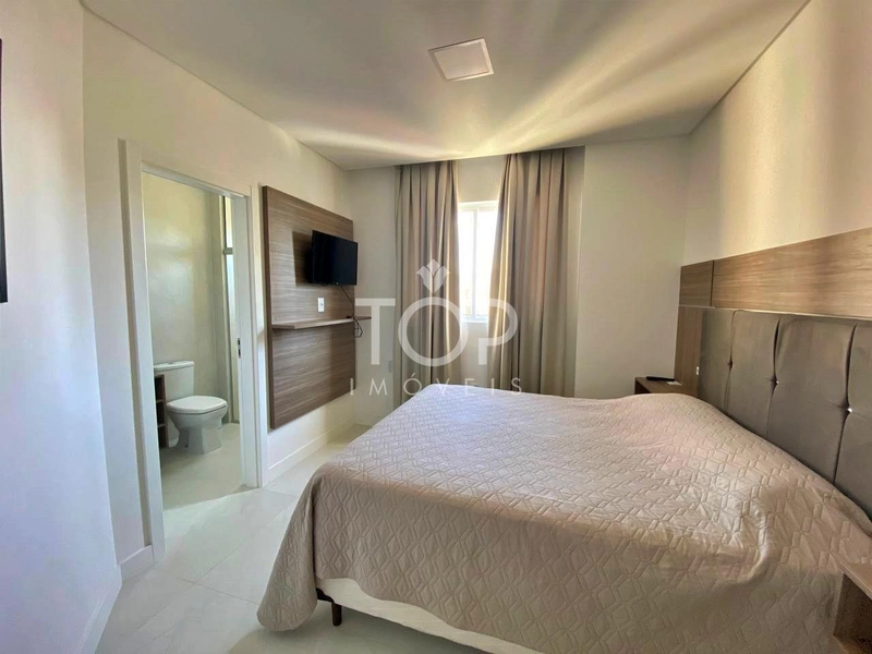 APARTAMENTO COM ÓTIMA LOCALIZAÇÃO EM MEIA PRAIA.: 12ª foto da galeria de imagens do imóvel