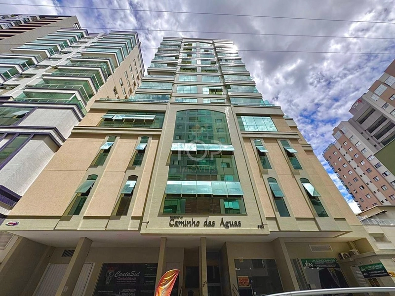 MOBILIADO EM MEIA PRAIA: 2ª foto da galeria de imagens do imóvel