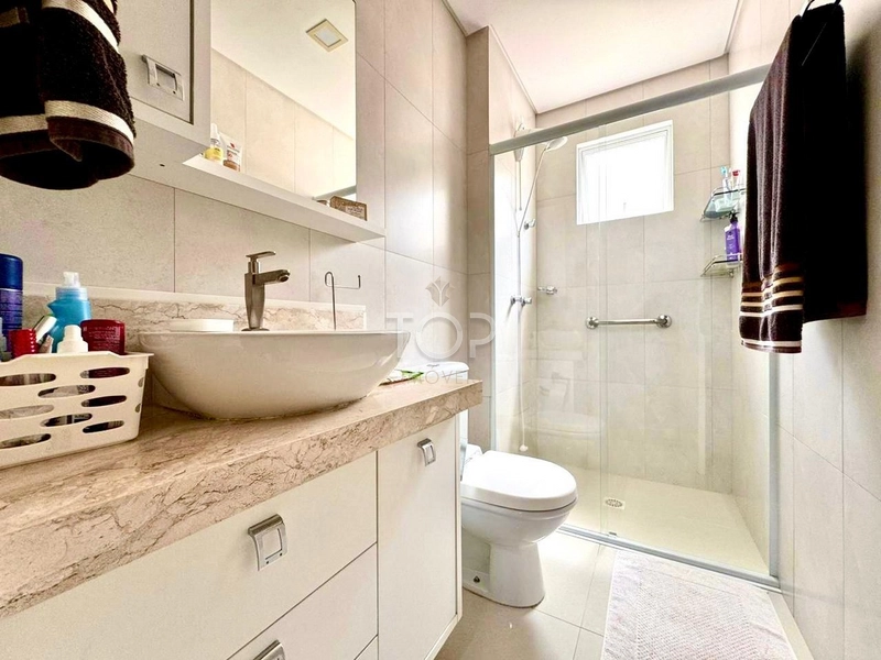 MOBILIADO EM MEIA PRAIA: 19ª foto da galeria de imagens do imóvel