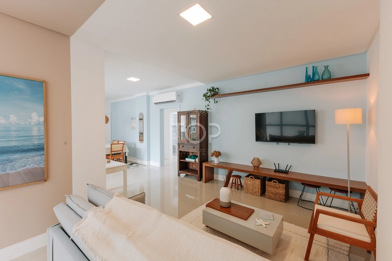 APARTAMENTO 3 SUITES MOBILIADO QUADRA MAR: 1ª foto da galeria de imagens do imóvel