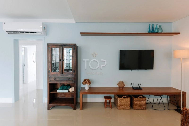APARTAMENTO 3 SUITES MOBILIADO QUADRA MAR: 9ª foto da galeria de imagens do imóvel