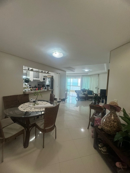 LINDO APARTAMENTO FRENTE MAR.: 12ª foto da galeria de imagens do imóvel