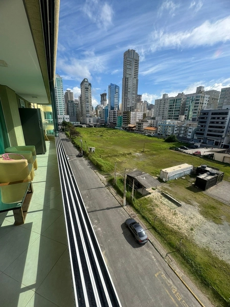 LINDO APARTAMENTO FRENTE MAR.: 5ª foto da galeria de imagens do imóvel
