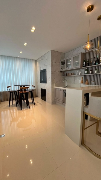 APARTAMENTO MOBILIADO EM MEIA PRAIA: 4ª foto da galeria de imagens do imóvel