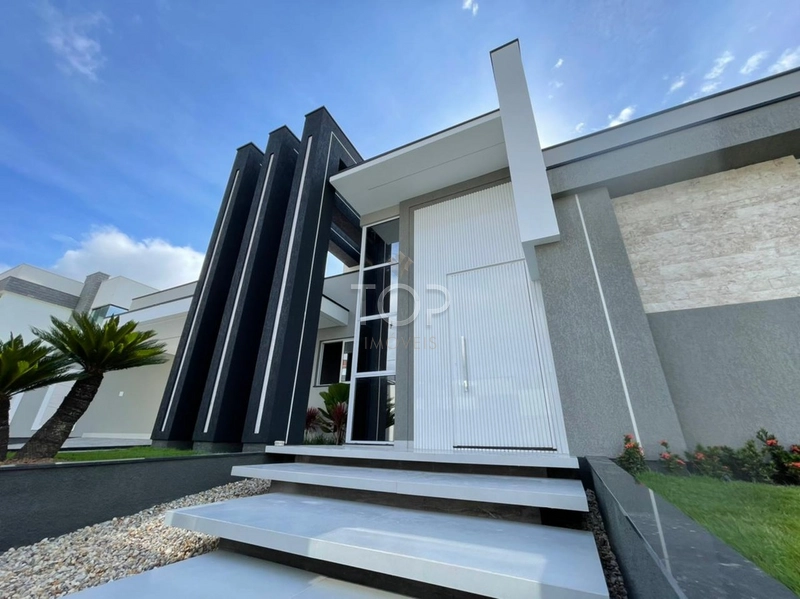 Casa Alto Padrão em Tijucas: 7ª foto da galeria de imagens do imóvel