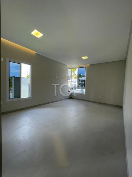 Casa Alto Padrão em Tijucas: 8ª foto da galeria de imagens do imóvel