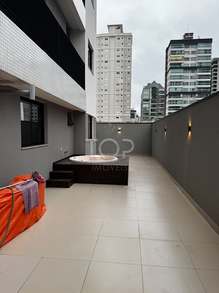 3 SUÍTES, COM AMPLO TERRAÇO NA MEIA PRAIA: 19ª foto da galeria de imagens do imóvel