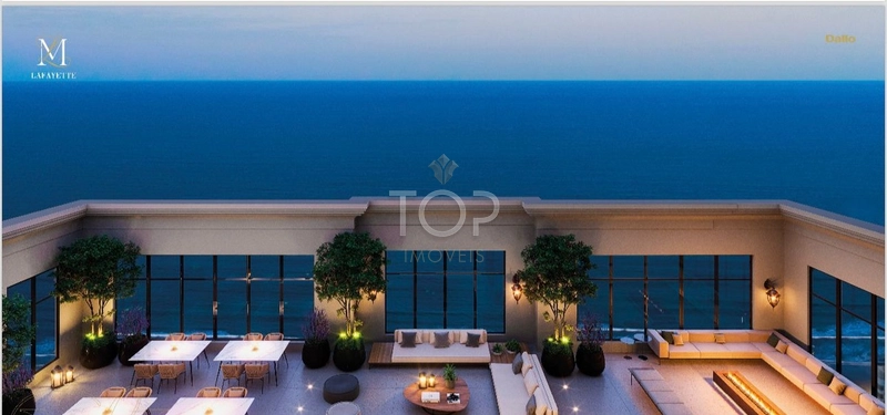 Espaço, elegância e localização privilegiada em Meia Praia!: 1ª foto da galeria de imagens do imóvel