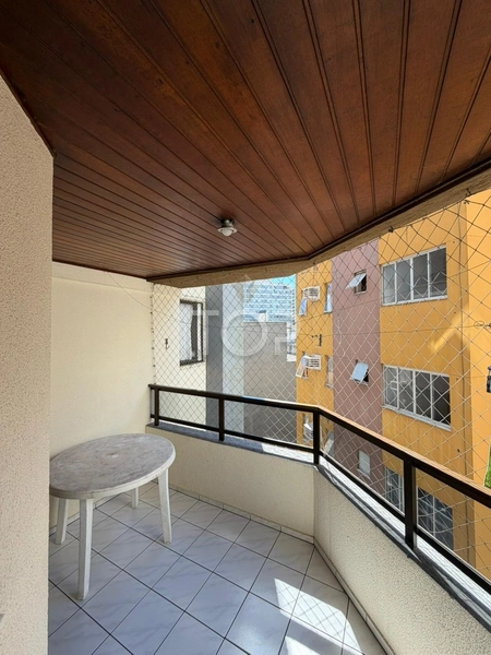 APARTAMENTO A 150 METROS DO MAR- MEIA PRAIA, ITAPEMA-SC: 2ª foto da galeria de imagens do imóvel
