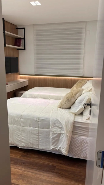 SHOWROOM EM MEIA PRAIA: 23ª foto da galeria de imagens do imóvel