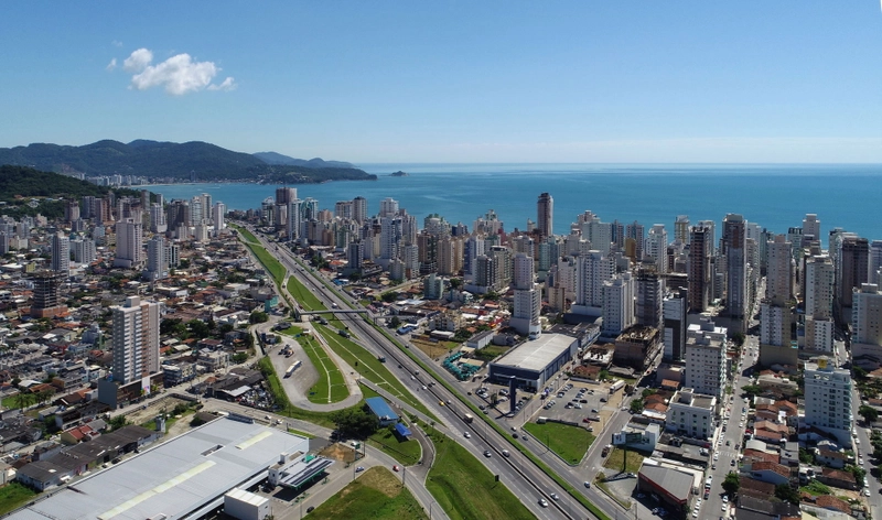 PRONTO EM ITAPEMA: 4ª foto da galeria de imagens do imóvel