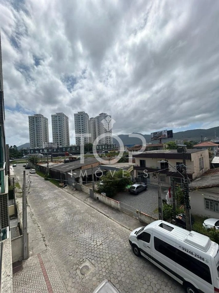 APARTAMENTO MEIA PRAIA MOBILIADO: 15ª foto da galeria de imagens do imóvel