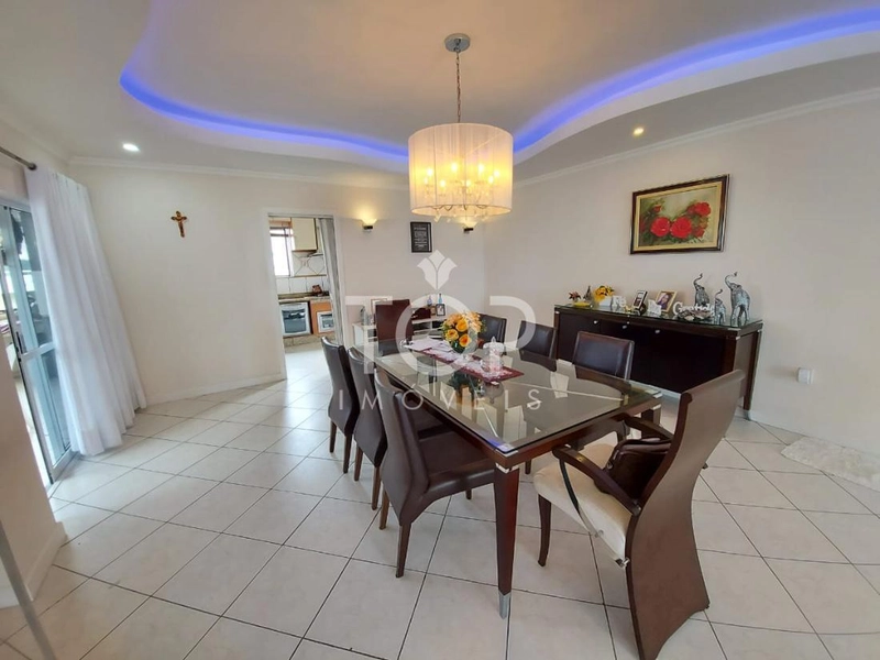 VISTA MAR MOBILIADO EM MEIA PRAIA: 28ª foto da galeria de imagens do imóvel