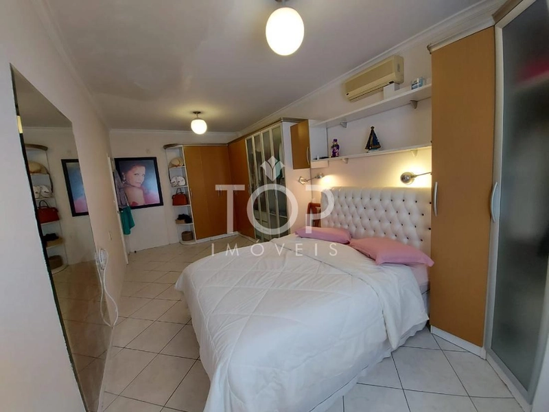 VISTA MAR MOBILIADO EM MEIA PRAIA: 12ª foto da galeria de imagens do imóvel