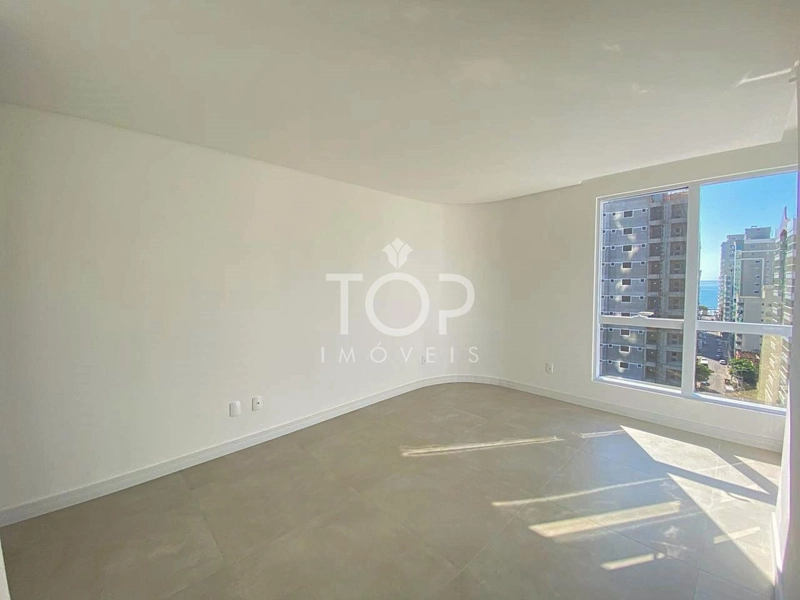 APARTAMENTO FINAMENTE MOBILIADO EM MEIA PRAIA: 29ª foto da galeria de imagens do imóvel