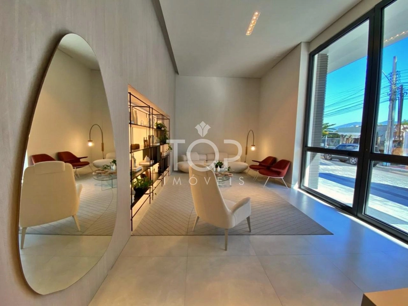 APARTAMENTO FINAMENTE MOBILIADO EM MEIA PRAIA: 7ª foto da galeria de imagens do imóvel