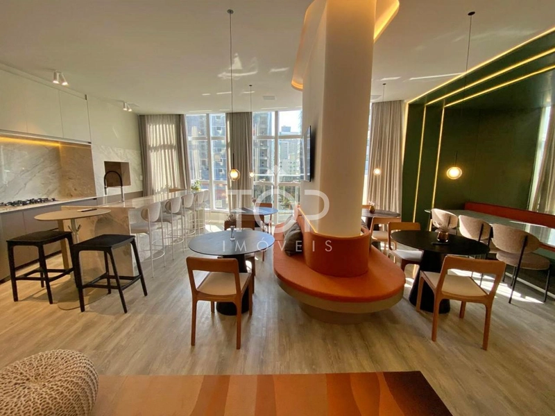 APARTAMENTO FINAMENTE MOBILIADO EM MEIA PRAIA: 14ª foto da galeria de imagens do imóvel
