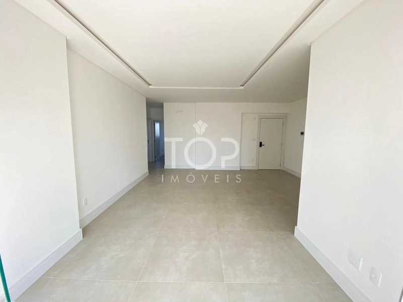 APARTAMENTO FINAMENTE MOBILIADO EM MEIA PRAIA: 22ª foto da galeria de imagens do imóvel