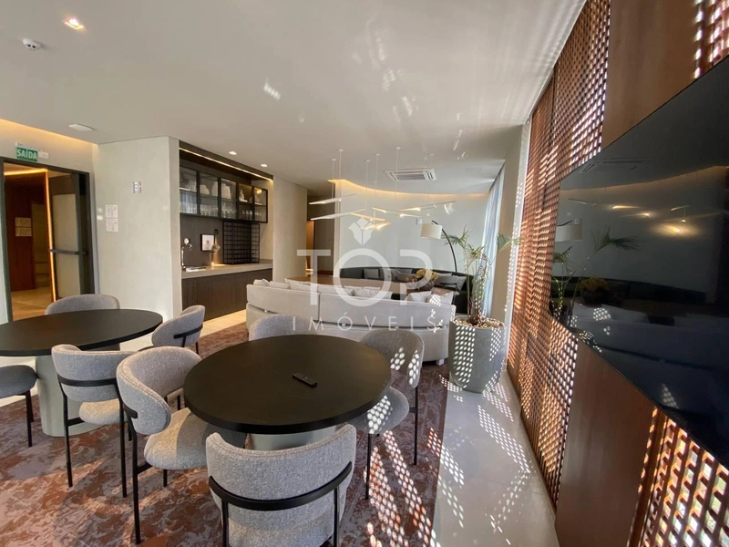 APARTAMENTO FINAMENTE MOBILIADO EM MEIA PRAIA: 11ª foto da galeria de imagens do imóvel