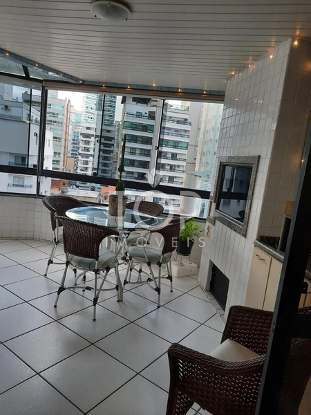 APARTAMENTO NA MEIA PRAIA COM 4 DORMITÓRIOS: 14ª foto da galeria de imagens do imóvel