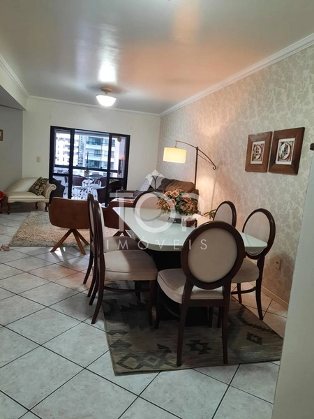 APARTAMENTO NA MEIA PRAIA COM 4 DORMITÓRIOS: 3ª foto da galeria de imagens do imóvel