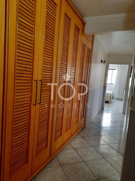APARTAMENTO NA MEIA PRAIA COM 4 DORMITÓRIOS: 4ª foto da galeria de imagens do imóvel