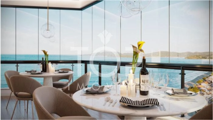 APARTAMENTO EM MEIA PRAIA: 1ª foto da galeria de imagens do imóvel