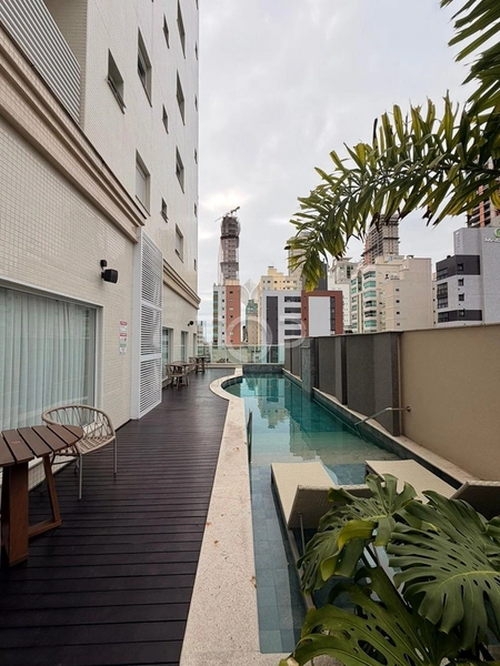 APARTAMENTO FRENTE AVENIDA ALTO PADRAO MEIA PRAIA: 11ª foto da galeria de imagens do imóvel