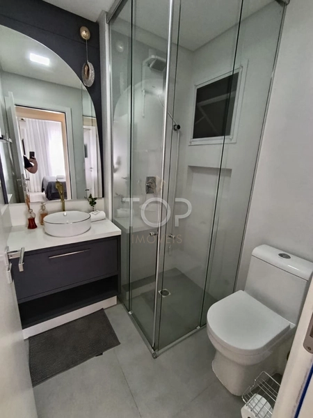 1 Apartamento por andar na Quadra mar em Meia Praia: 4ª foto da galeria de imagens do imóvel