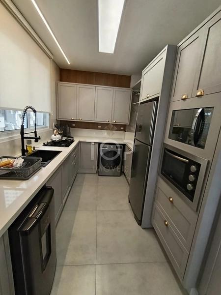 1 Apartamento por andar na Quadra mar em Meia Praia: 5ª foto da galeria de imagens do imóvel