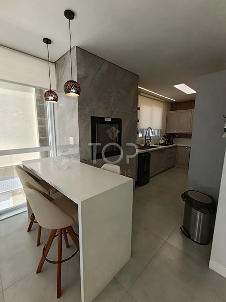 1 Apartamento por andar na Quadra mar em Meia Praia: 9ª foto da galeria de imagens do imóvel
