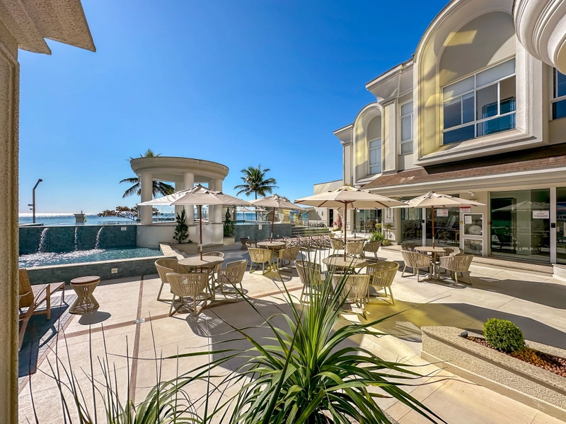 APARTAMENTO FRENTE MAR PRONTO EM MEIA PRAIA: 6ª foto da galeria de imagens do imóvel